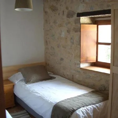 Chalet Casa De Aldea Casa De Rubio Linares (Asturias)